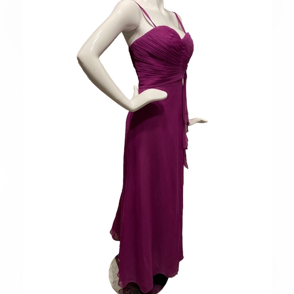 DaVinci | Size 12 | Purple long dress | Prom | Gala | Wedding | Evening Gown - Picture 2 of 10